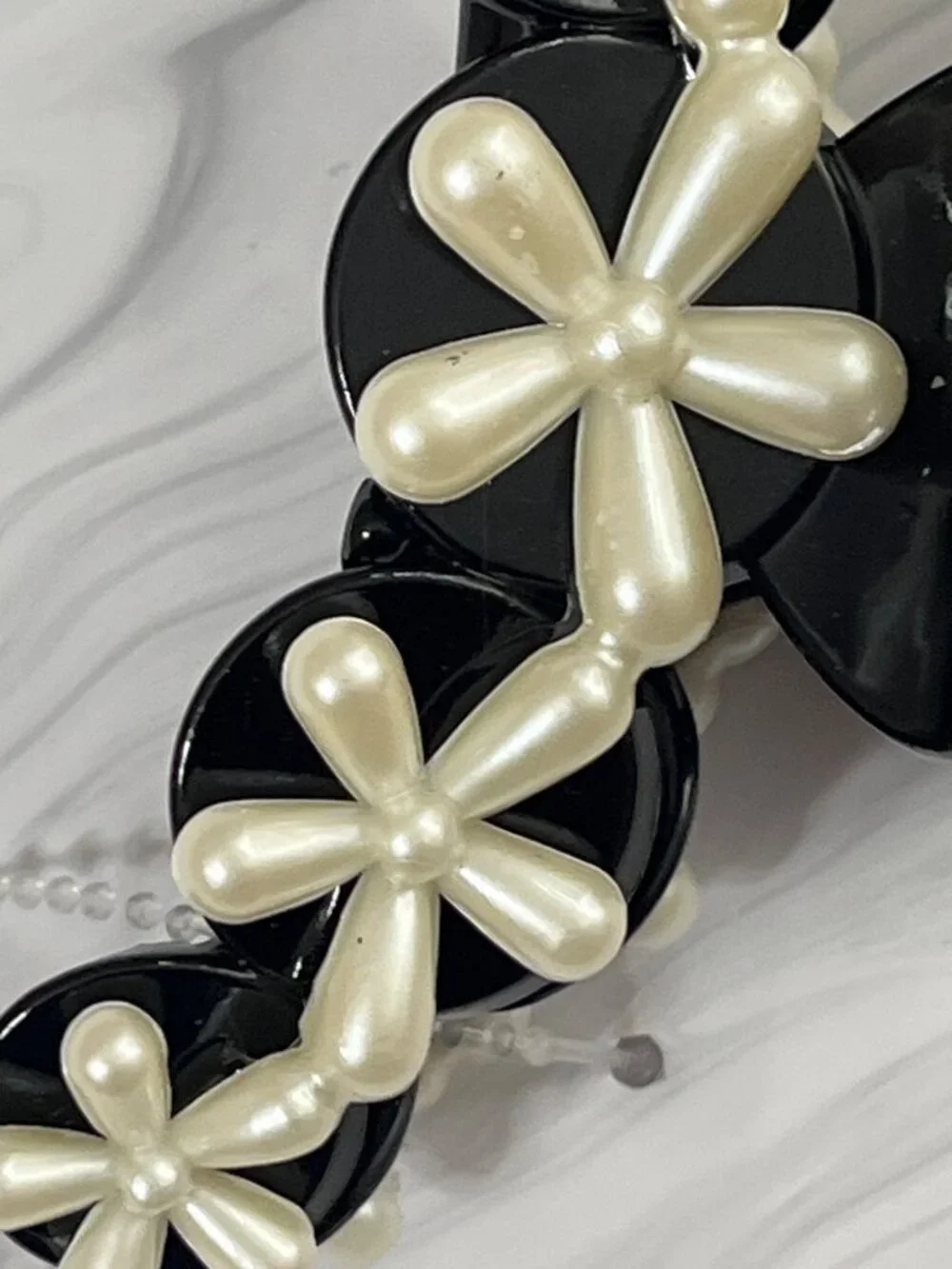 Madison Tyler Faux Pearl Flower Hair Claw Clip Black White Womens NWT